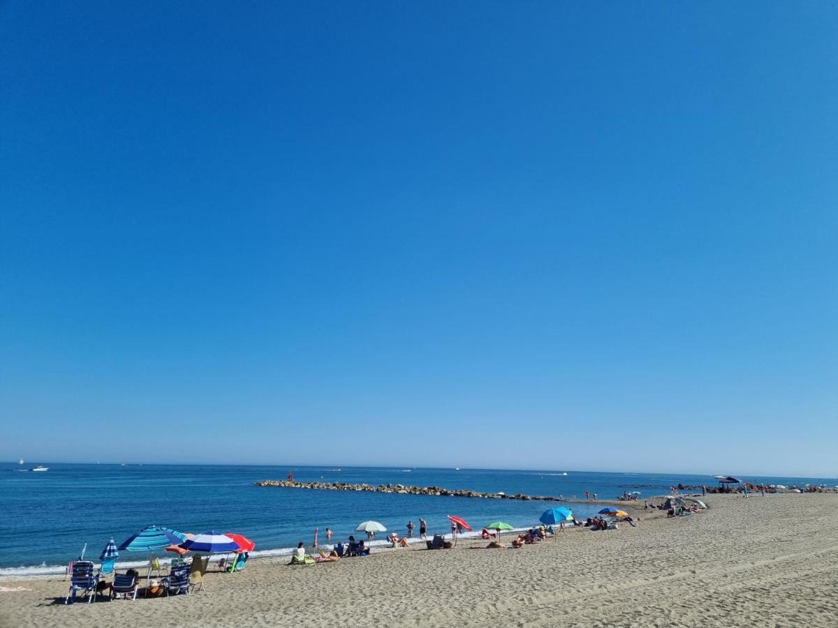 Las Gaviotas B9 Манільва Екстер'єр фото